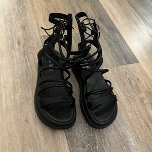 Black sandals 7